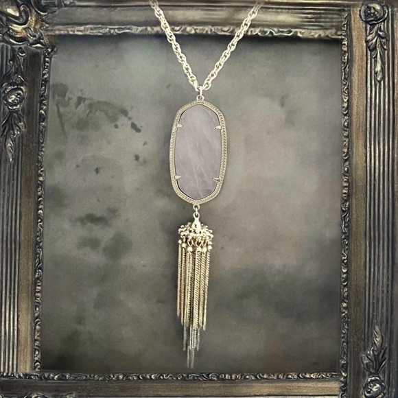 KENDRA SCOTT • Gold Rayne Rose Quartz Tassel Necklace - Picture 6 of 6